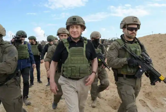 伊朗向以发射超370枚导弹 中东局势骤然升级