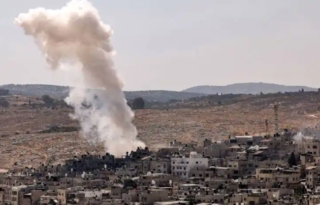 伊朗向以发射超370枚导弹